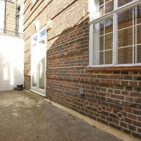 2 Bedroom Apartment Just Off Kings Road London Exteriör bild